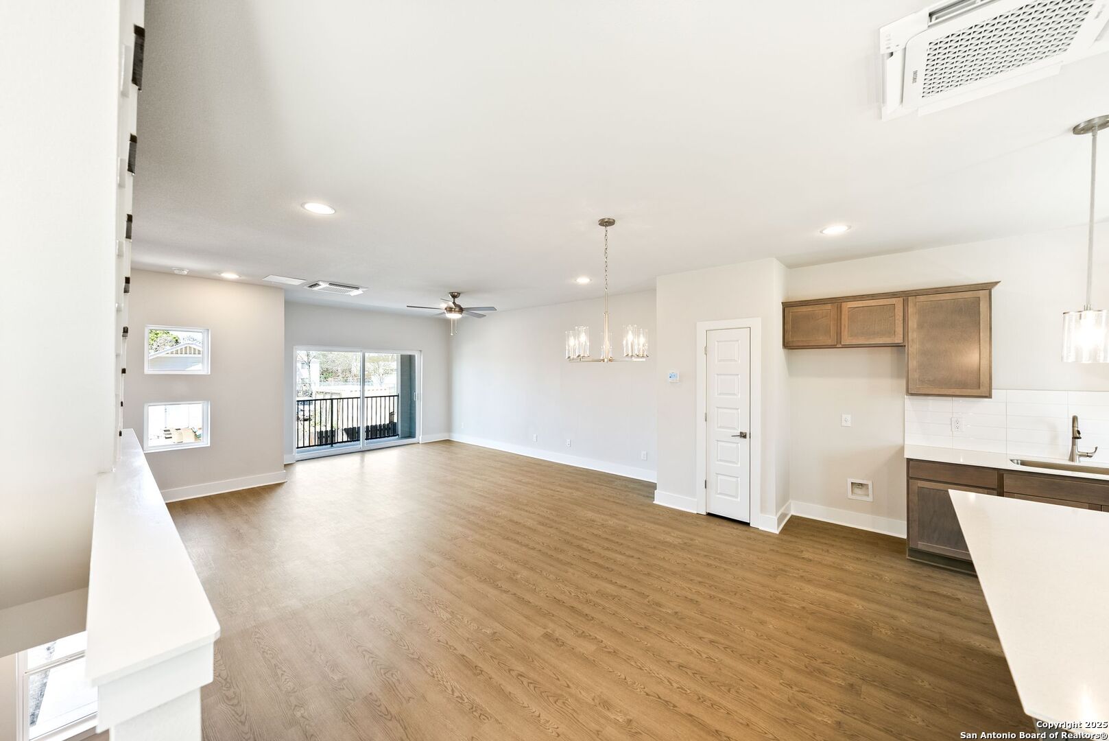 419 Ira Avenue 2101, San Antonio, TX, 78209 | 1875888 | Realty Texas LLC