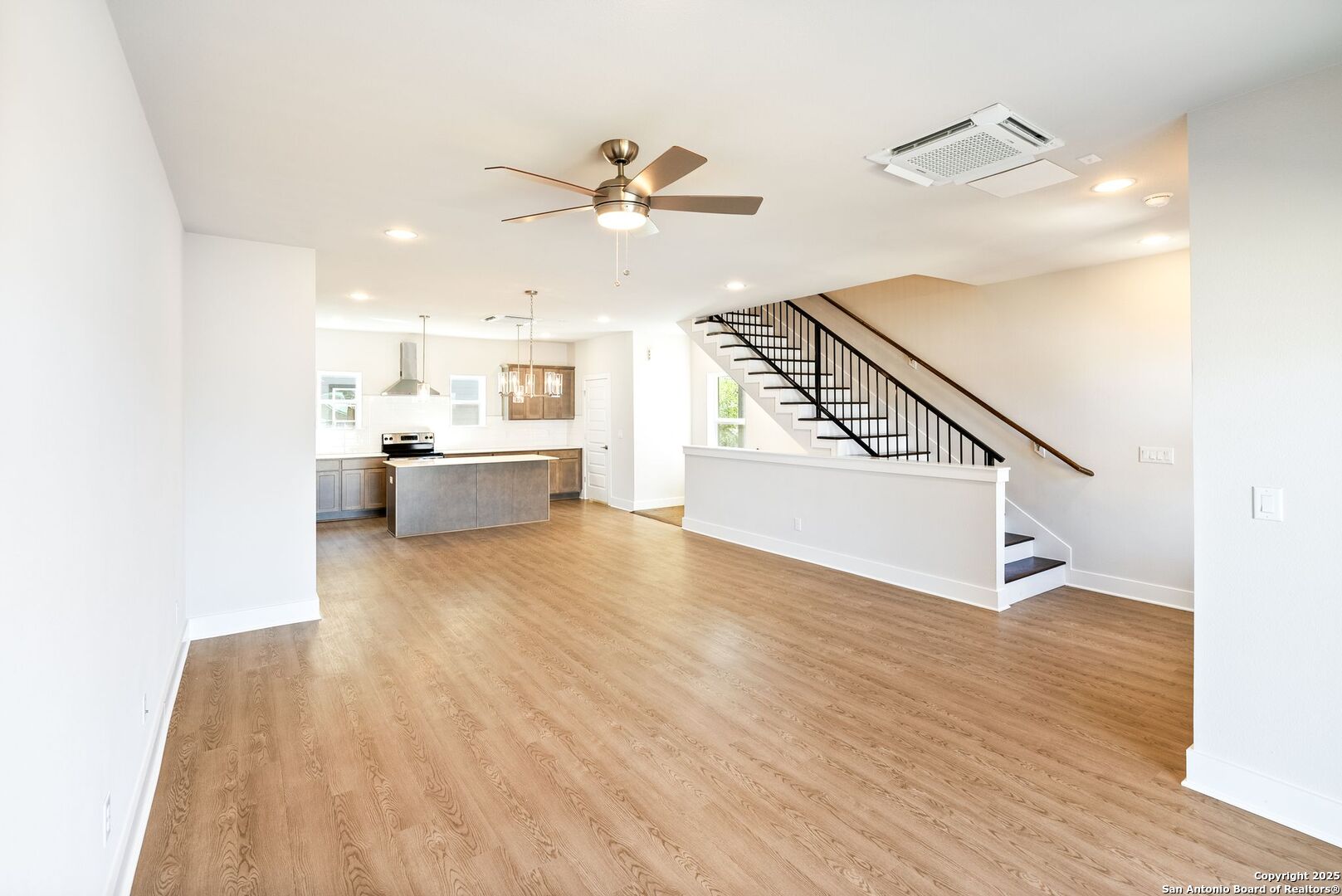 419 Ira Avenue 2101, San Antonio, TX, 78209 | 1875888 | Realty Texas LLC