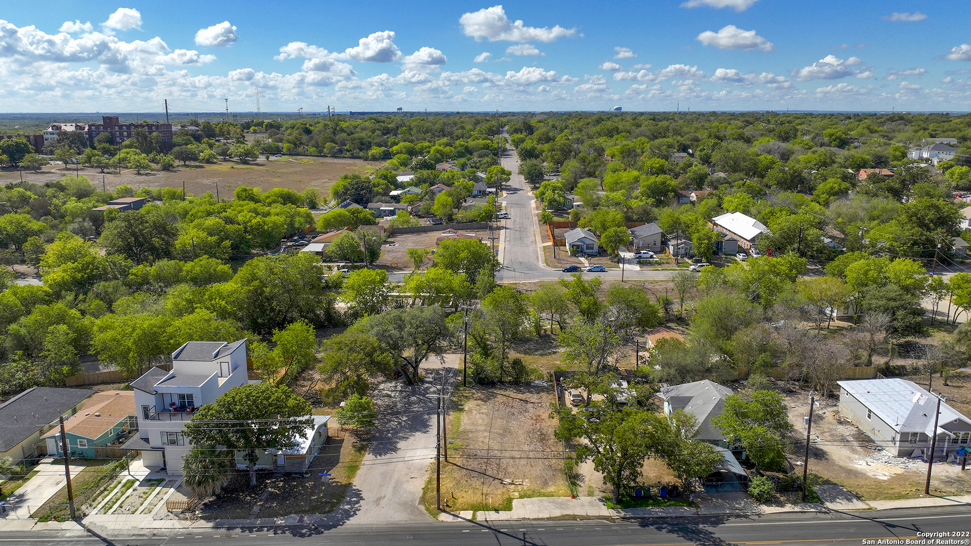 2326 MARTIN LUTHER KING DR, San Antonio, TX, 78203-2424 | 1873824 | Realty Texas LLC