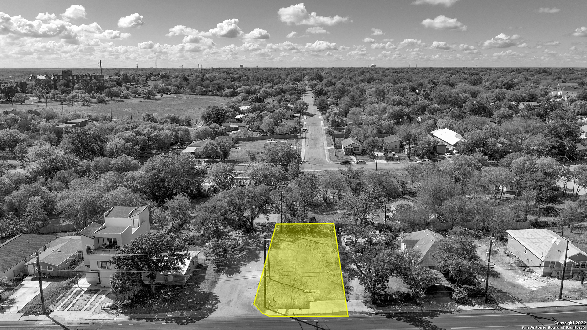 2326 MARTIN LUTHER KING DR, San Antonio, TX, 78203-2424 | 1873824 | Realty Texas LLC