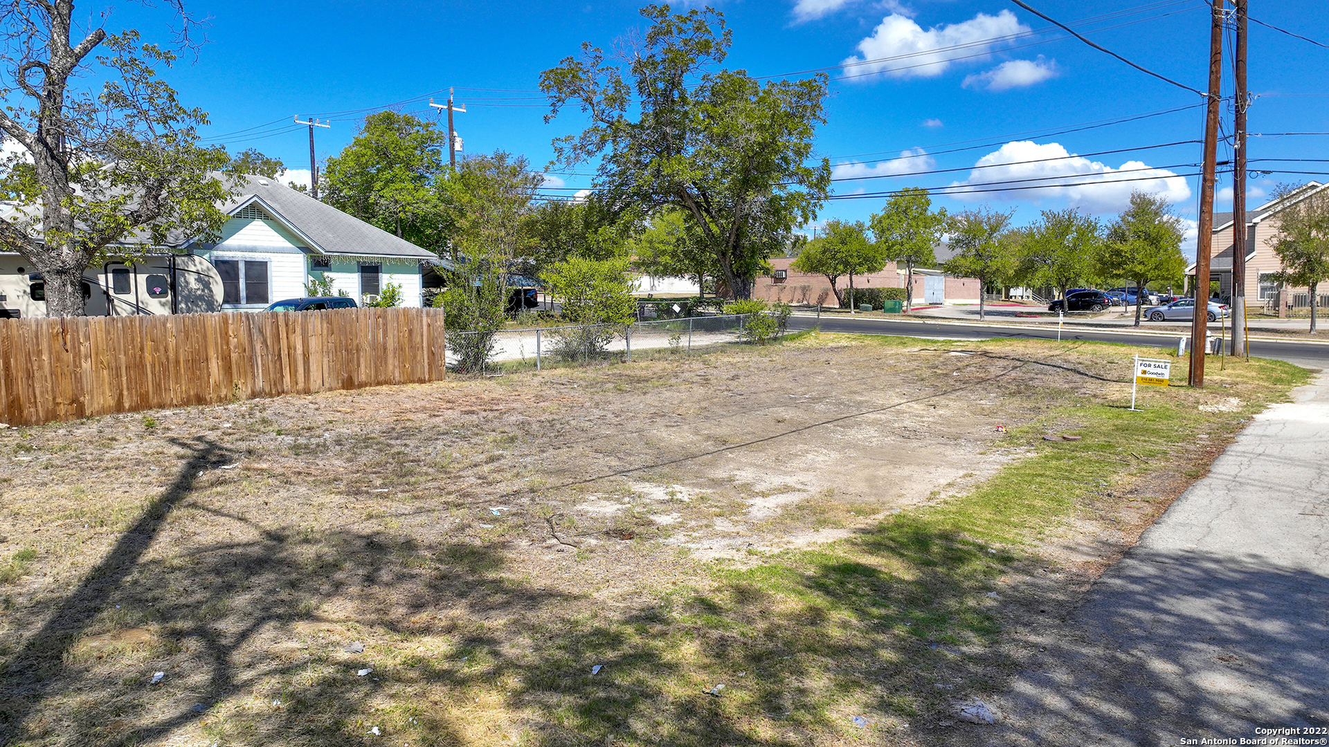 2326 MARTIN LUTHER KING DR, San Antonio, TX, 78203-2424 | 1873824 | Realty Texas LLC
