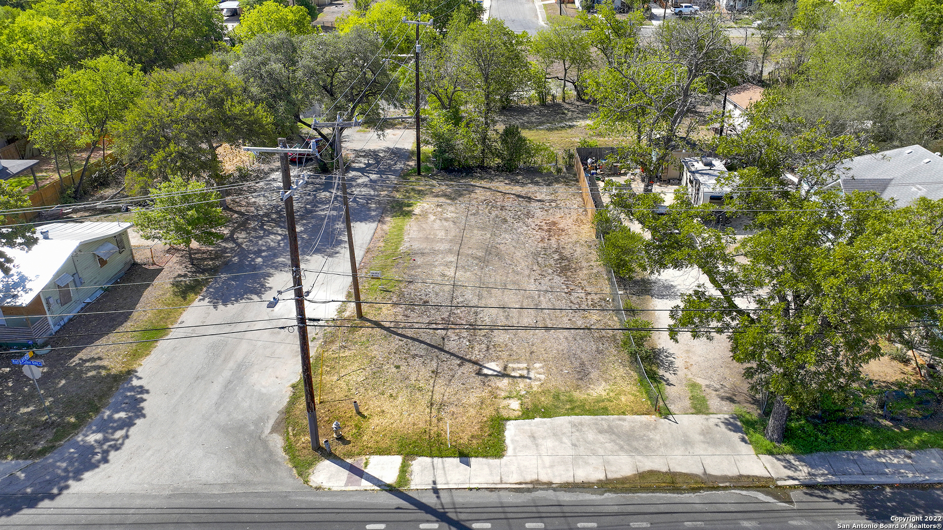 2326 MARTIN LUTHER KING DR, San Antonio, TX, 78203-2424 | 1873824 | Realty Texas LLC