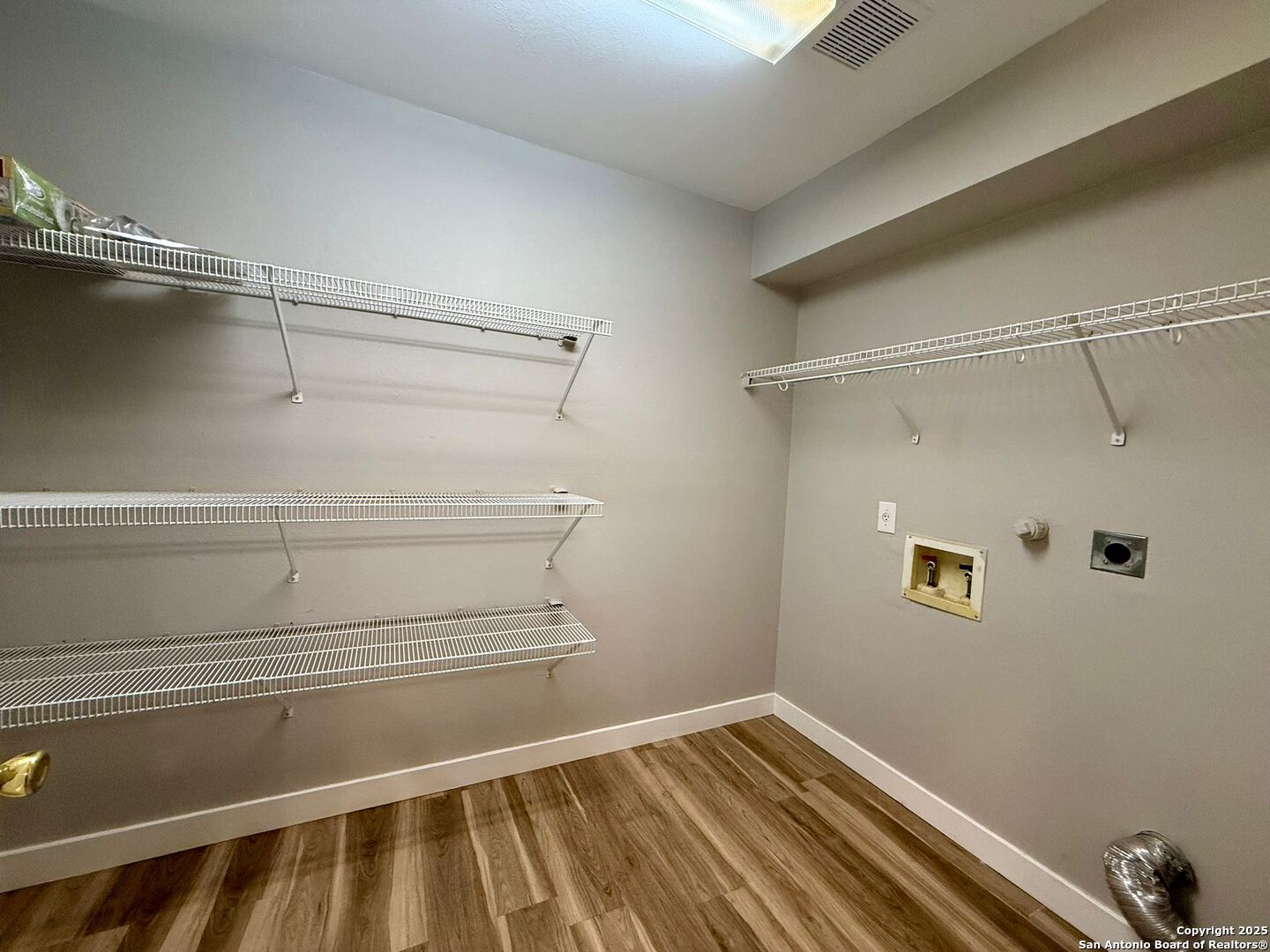 1031 Bobcat , San Antonio, TX, 78251 | 1875293 | Realty Texas LLC