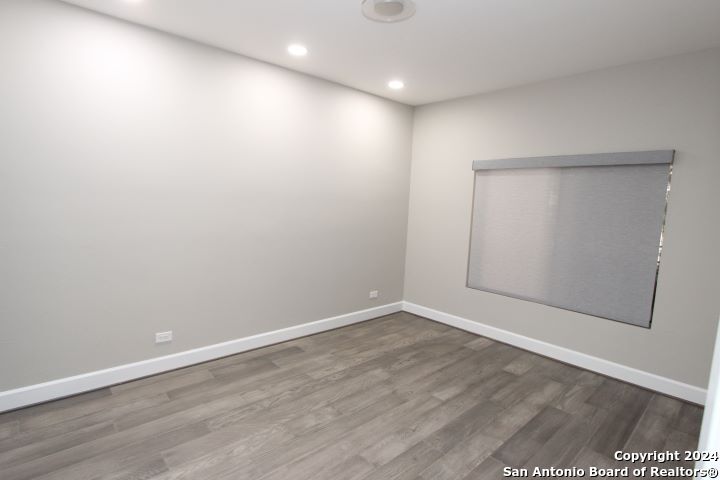 701 N. Saint Marys 15, San Antonio, TX, 78205 | 1876179 | Realty Texas LLC