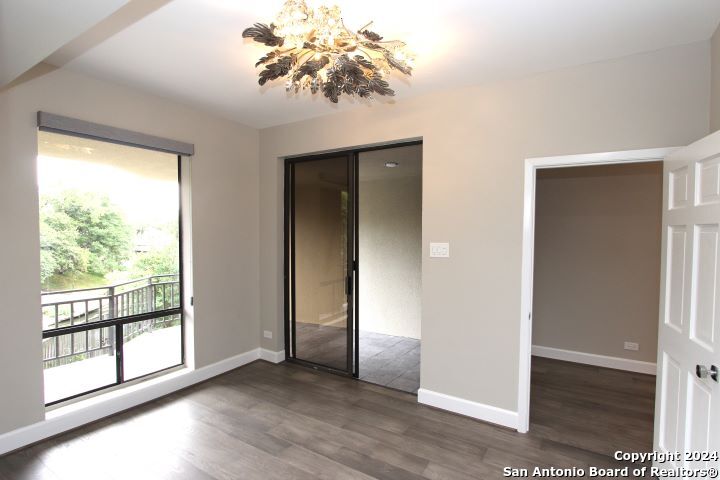 701 N. Saint Marys 15, San Antonio, TX, 78205 | 1876179 | Realty Texas LLC