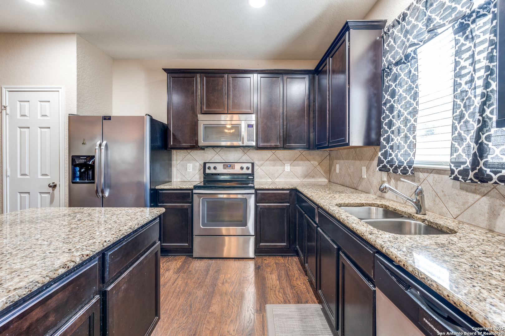 15923 Silver Rose, Selma, TX, 78154 | 1875145 | Realty Texas LLC