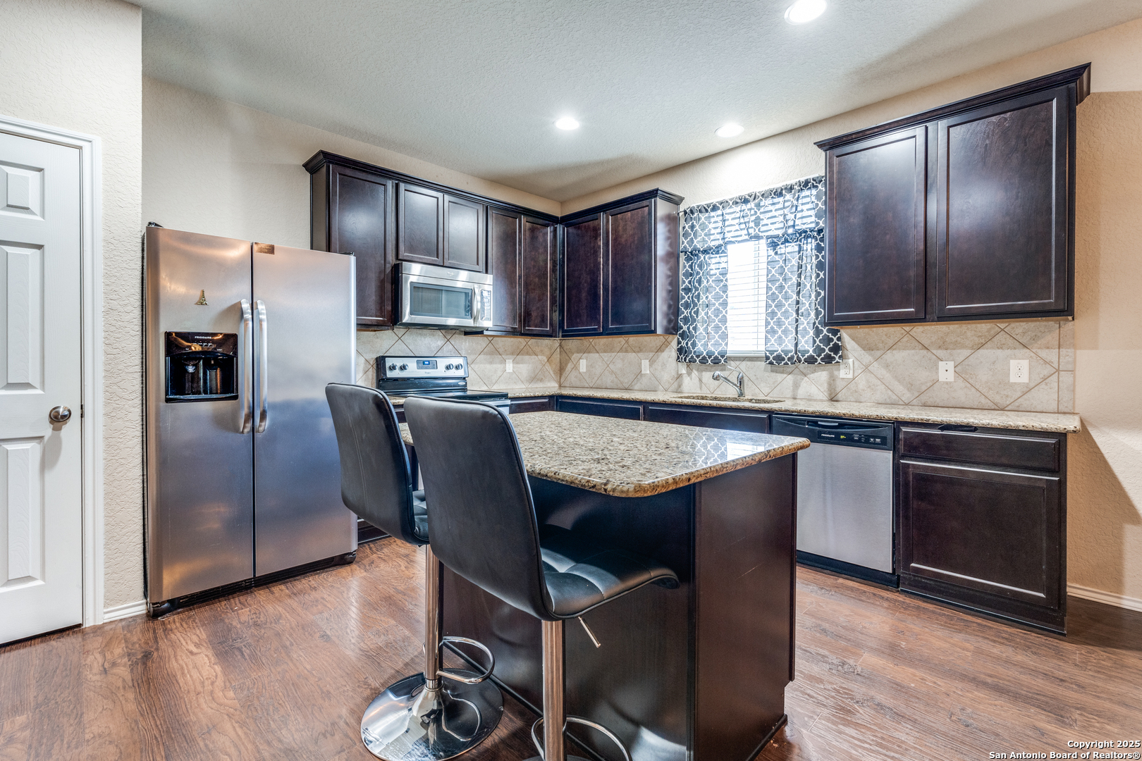 15923 Silver Rose, Selma, TX, 78154 | 1875145 | Realty Texas LLC