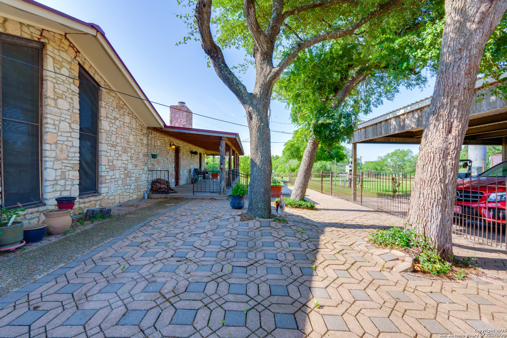 10745 ROSEMAR LN, Adkins, TX, 78101 | 1875105 | Realty Texas LLC