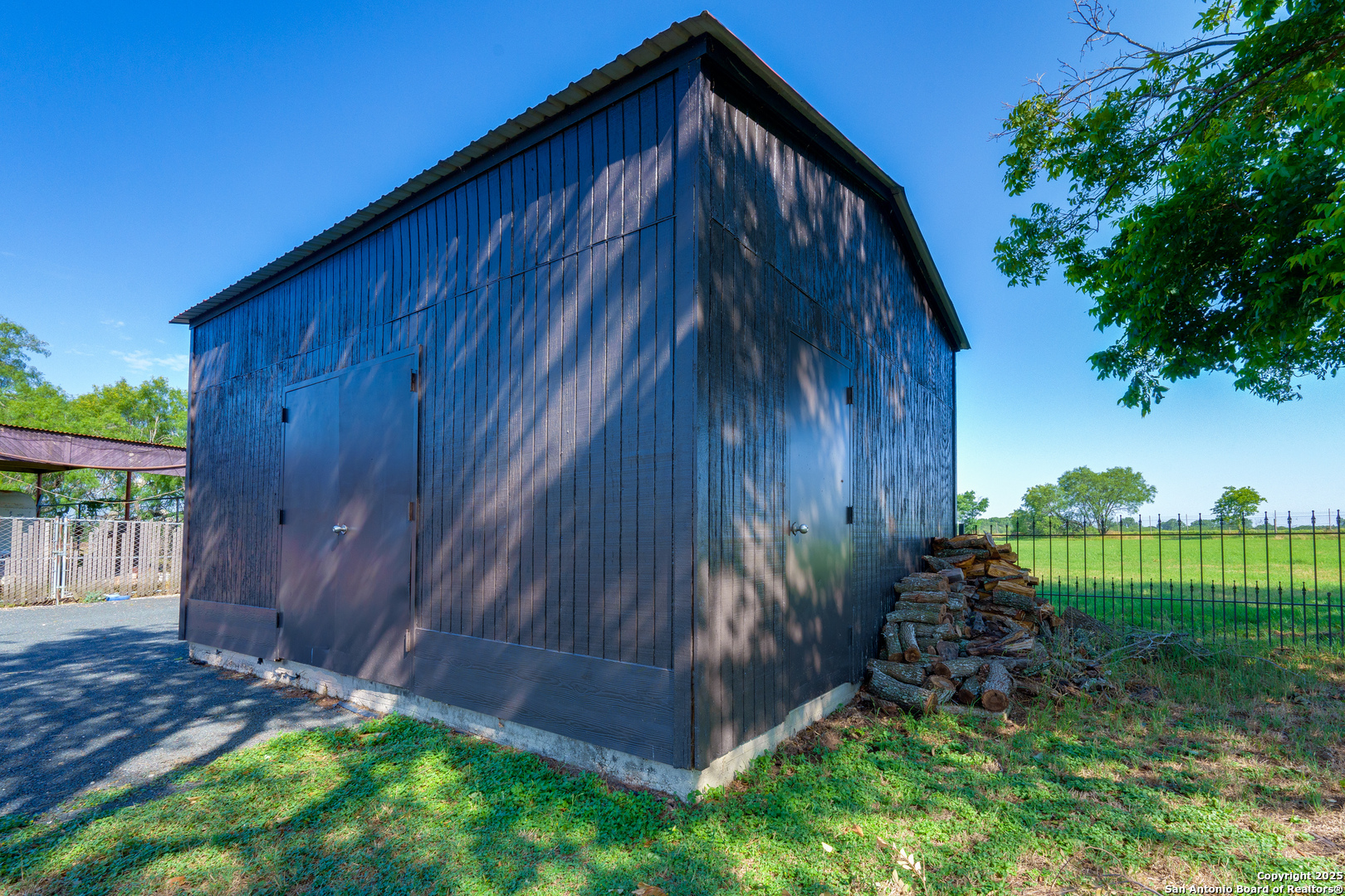 10745 ROSEMAR LN, Adkins, TX, 78101 | 1875105 | Realty Texas LLC