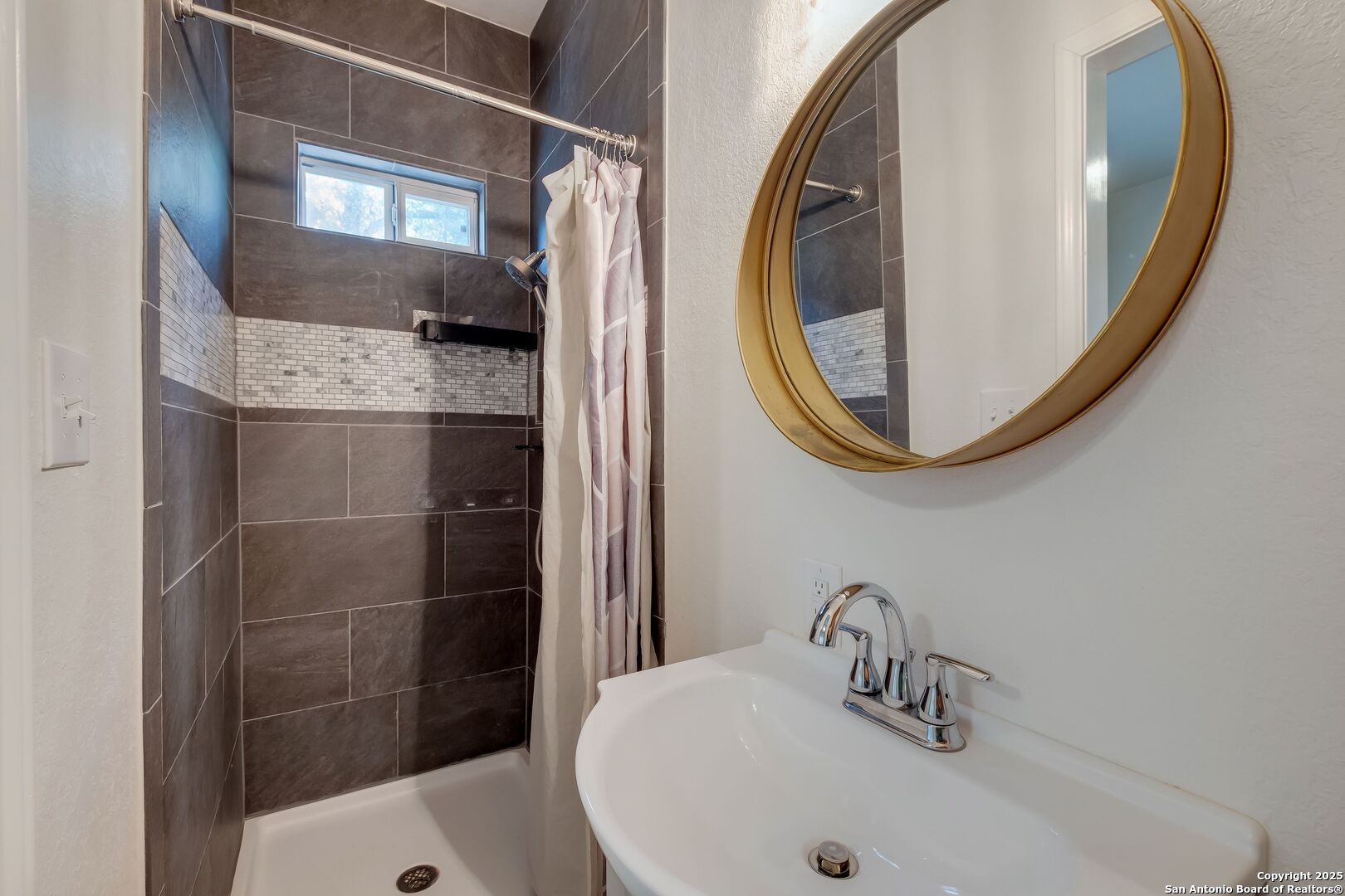 246 Felisa Street, San Antonio, TX, 78210 | 1873716 | Realty Texas LLC