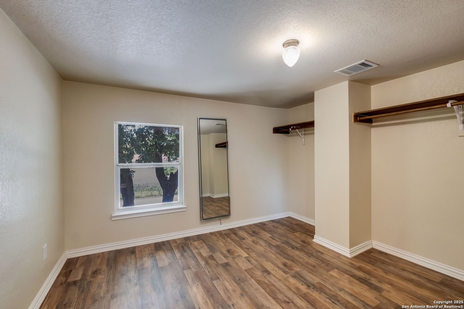 246 Felisa Street, San Antonio, TX, 78210 | 1873716 | Realty Texas LLC