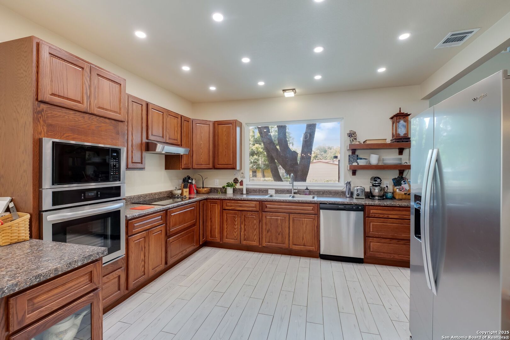 246 Felisa Street, San Antonio, TX, 78210 | 1873716 | Realty Texas LLC