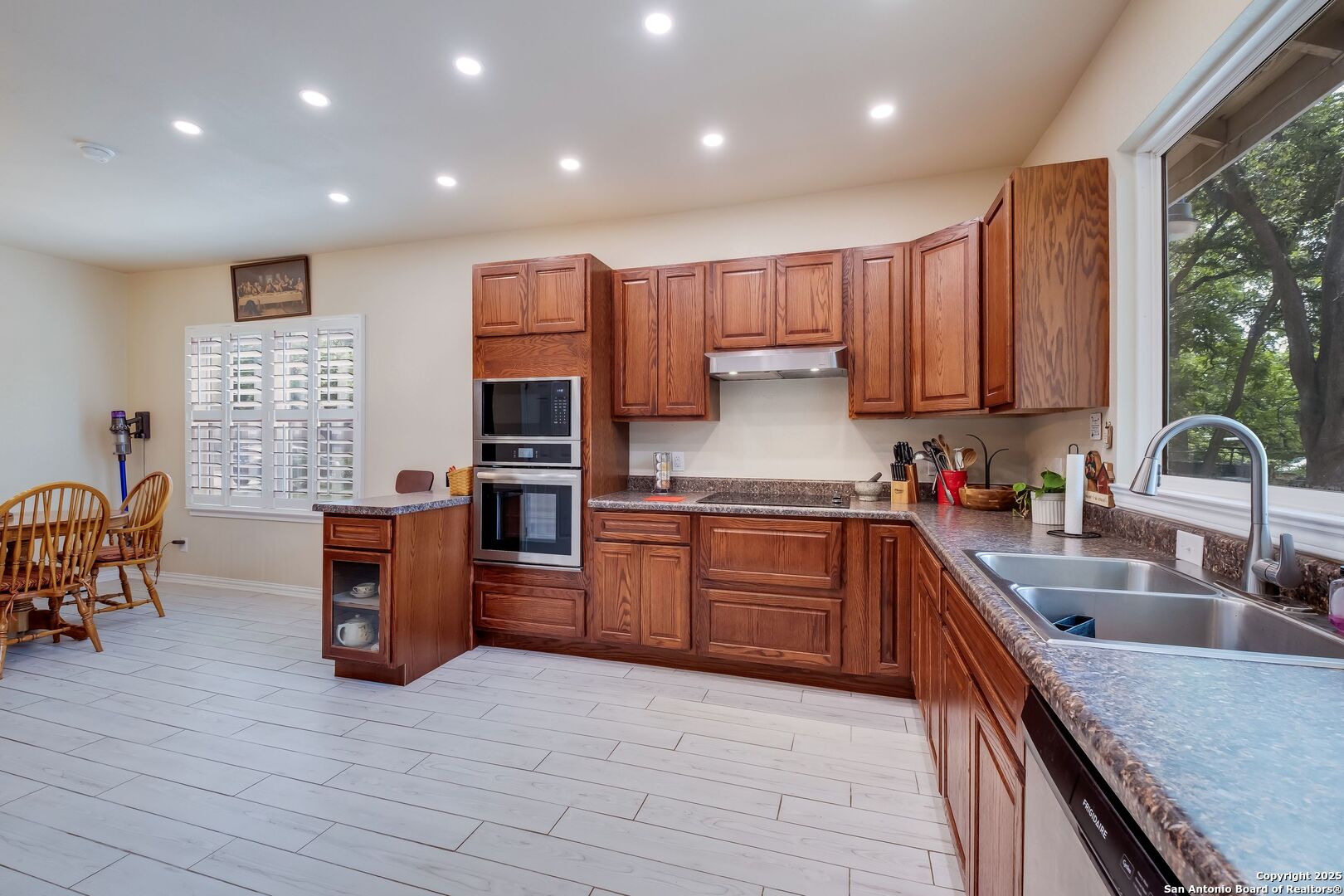 246 Felisa Street, San Antonio, TX, 78210 | 1873716 | Realty Texas LLC