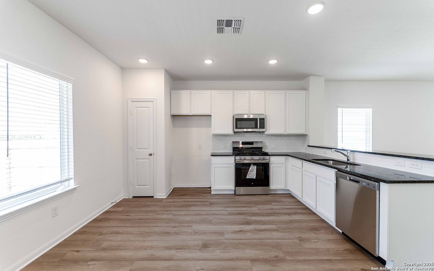 14716 Sycamore Crossing, San Antonio, TX, 78252 | 1875049 | Realty Texas LLC