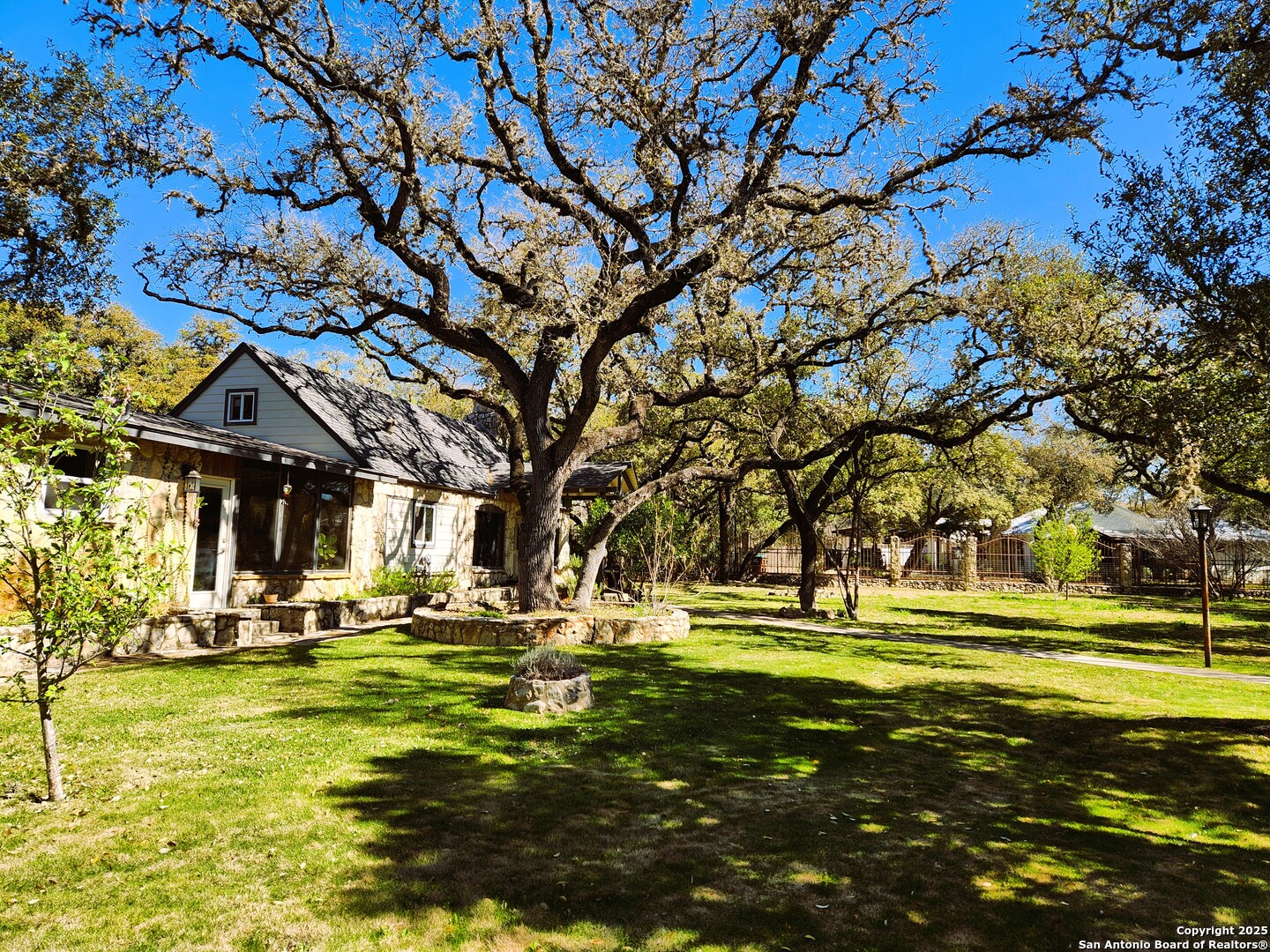 9810 Park Dr, Helotes, TX, 78023 | 1874528 | Realty Texas LLC