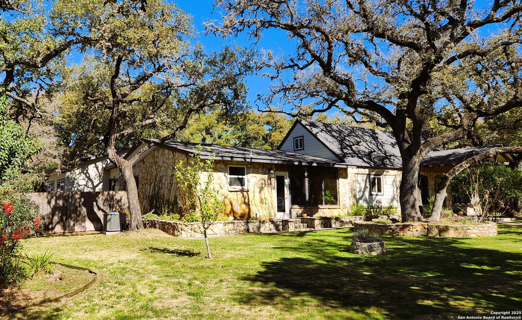 9810 Park Dr, Helotes, TX, 78023 | 1874528 | Realty Texas LLC