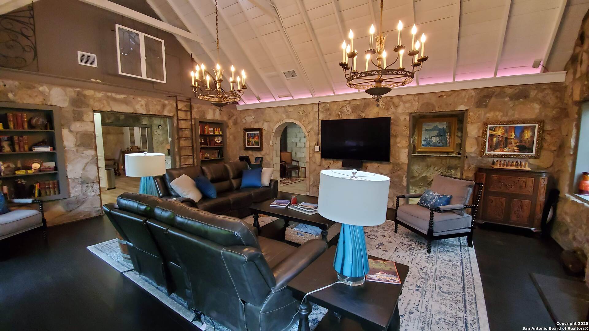9810 Park Dr, Helotes, TX, 78023 | 1874528 | Realty Texas LLC