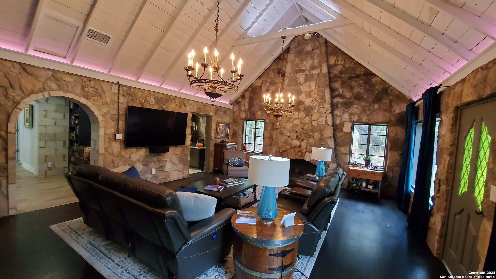 9810 Park Dr, Helotes, TX, 78023 | 1874528 | Realty Texas LLC