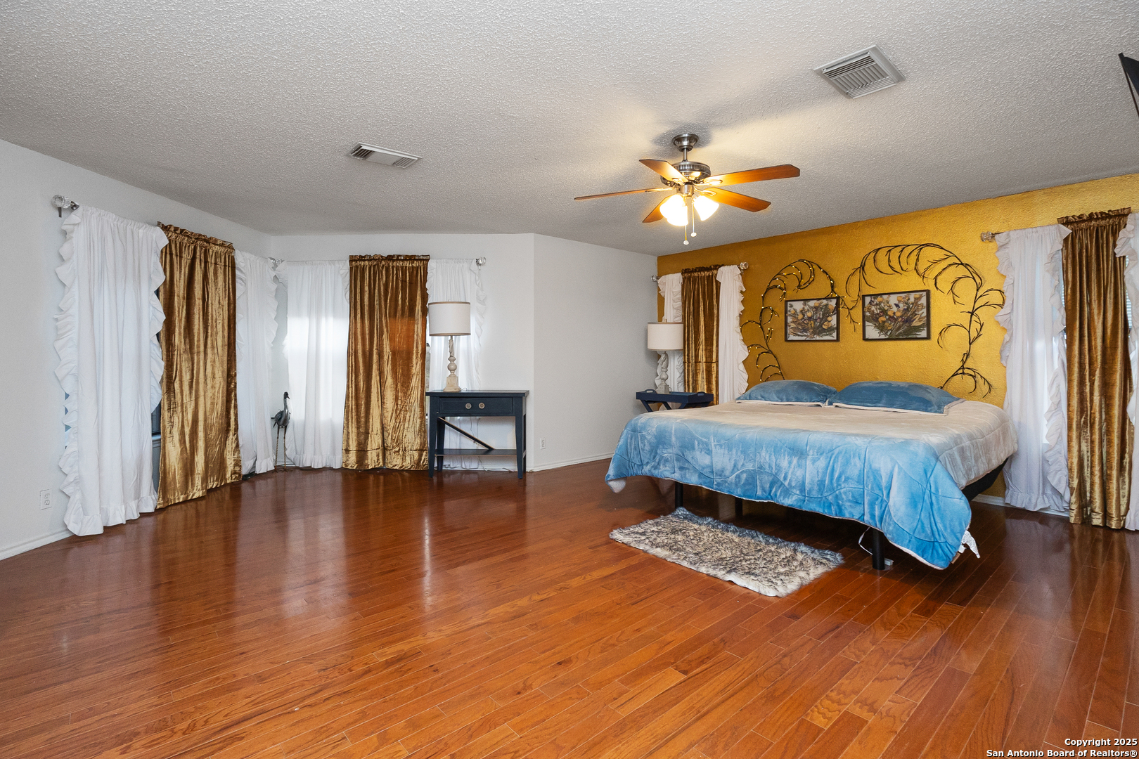 1946 Emerald Mist , San Antonio, TX, 78230 | 1874568 | Realty Texas LLC