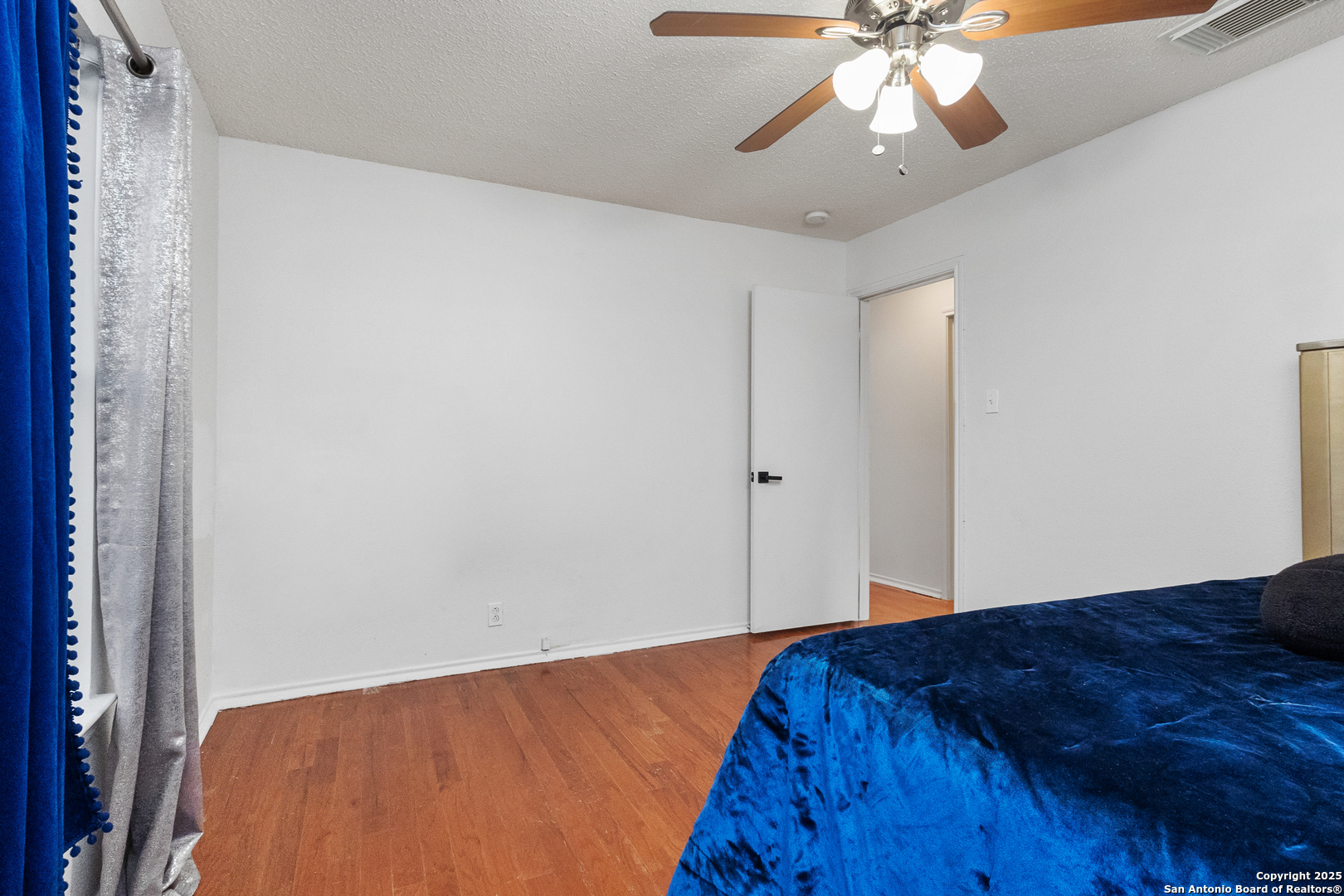1946 Emerald Mist , San Antonio, TX, 78230 | 1874568 | Realty Texas LLC
