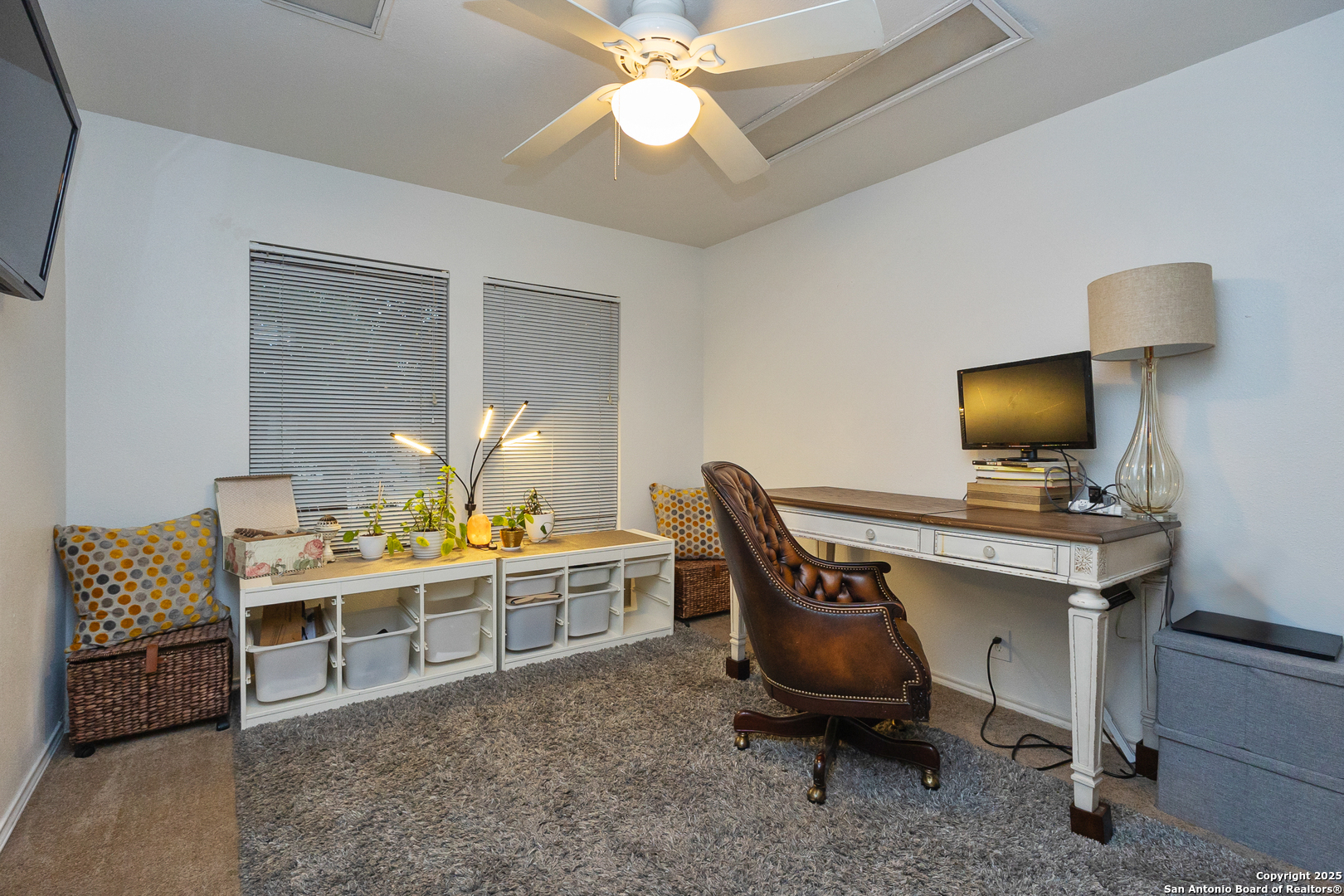 1946 Emerald Mist , San Antonio, TX, 78230 | 1874568 | Realty Texas LLC