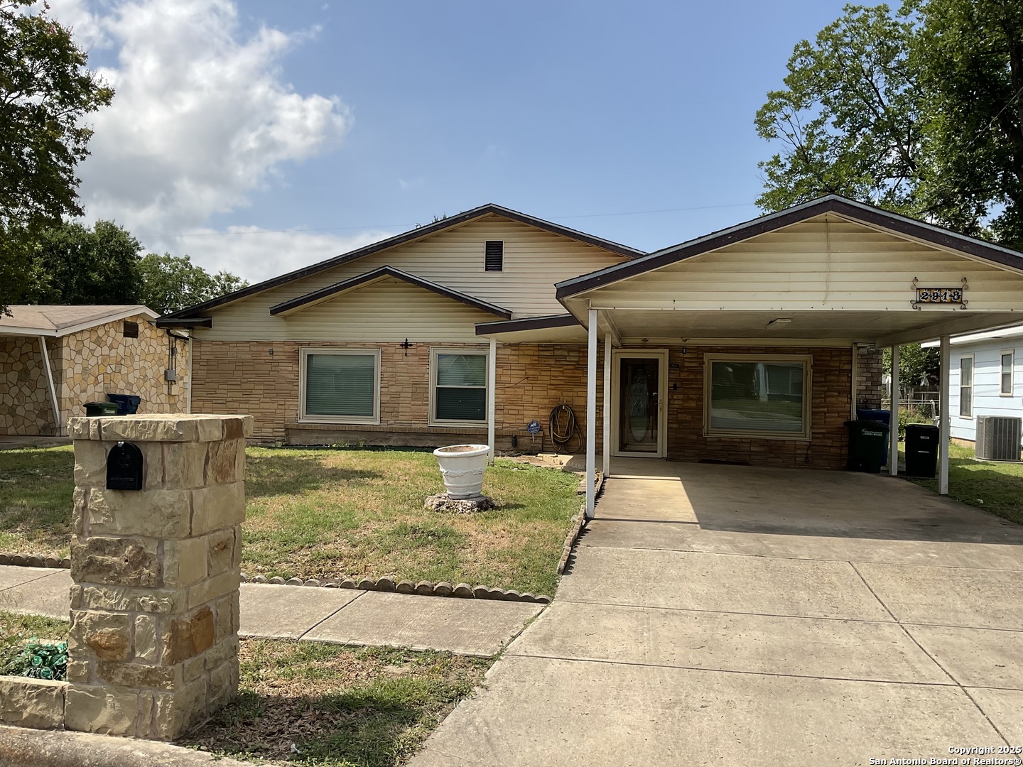 2918 Hatton , San Antonio, TX, 78237 | 1873782 | Realty Texas LLC