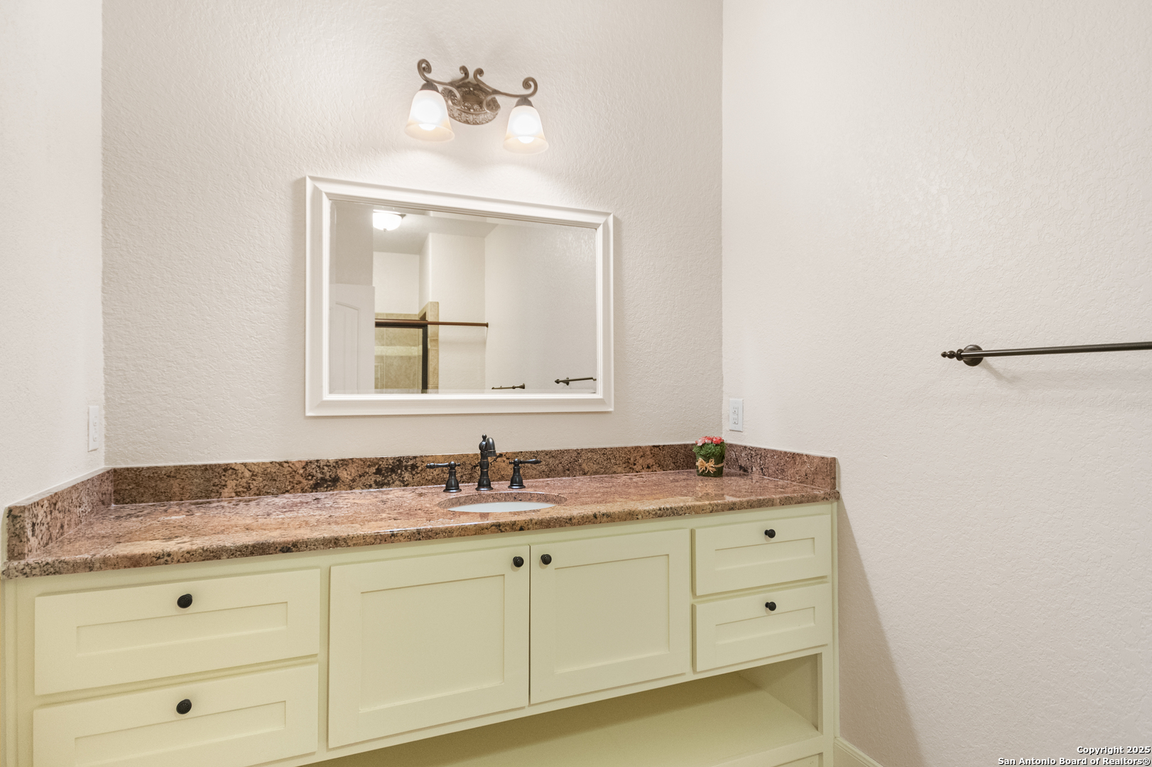 106 Oak Meadow Ln, Boerne, TX, 78006 | 1875764 | Realty Texas LLC