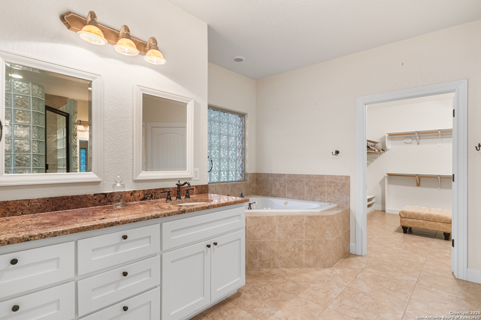106 Oak Meadow Ln, Boerne, TX, 78006 | 1875764 | Realty Texas LLC
