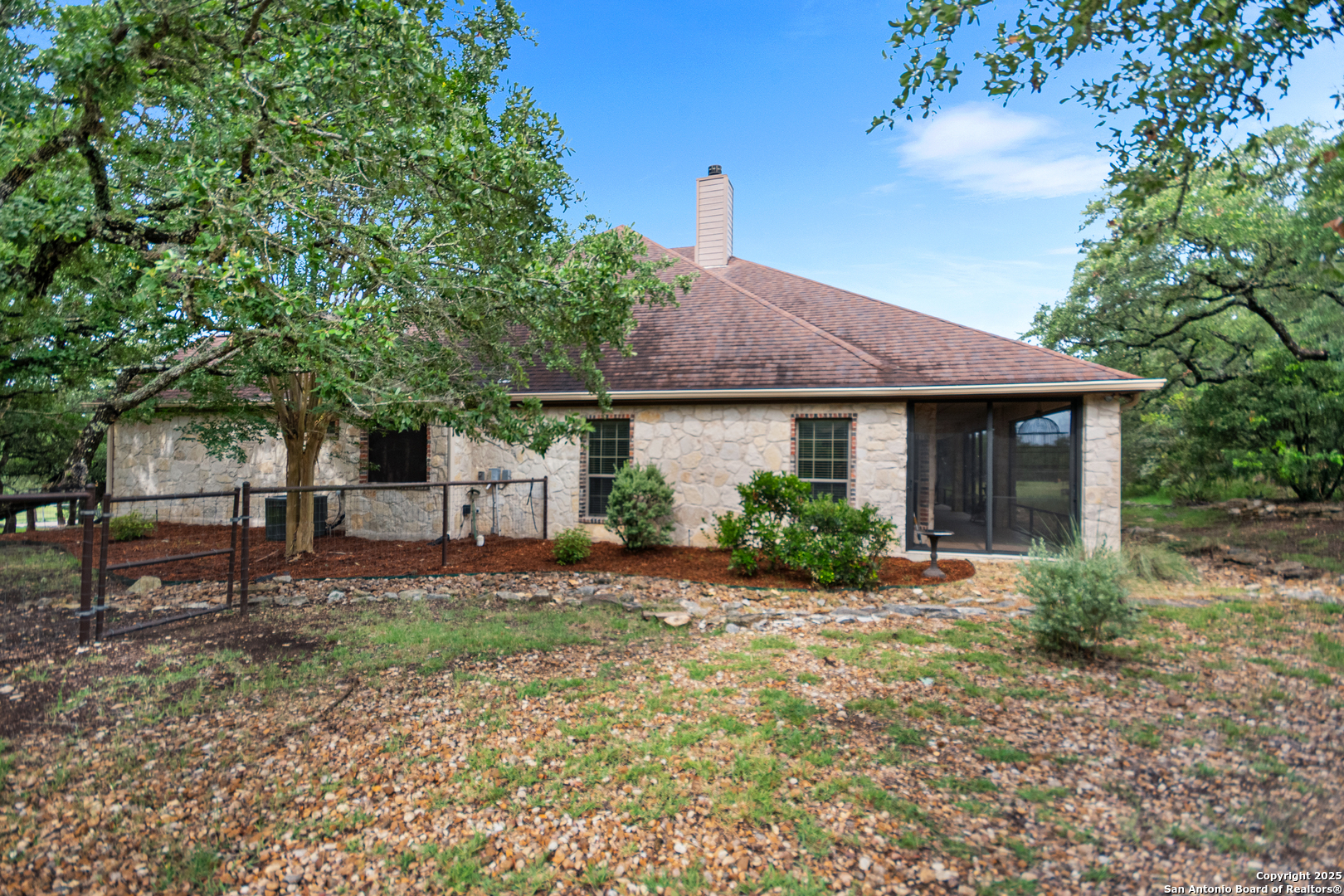 106 Oak Meadow Ln, Boerne, TX, 78006 | 1875764 | Realty Texas LLC