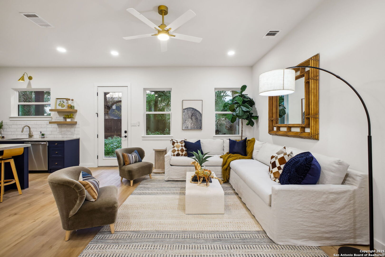 1939 W French Pl,SANANTONIO, TX 78201