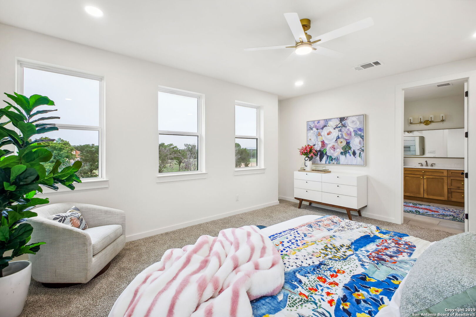 1939 W French Pl,SANANTONIO, TX 78201