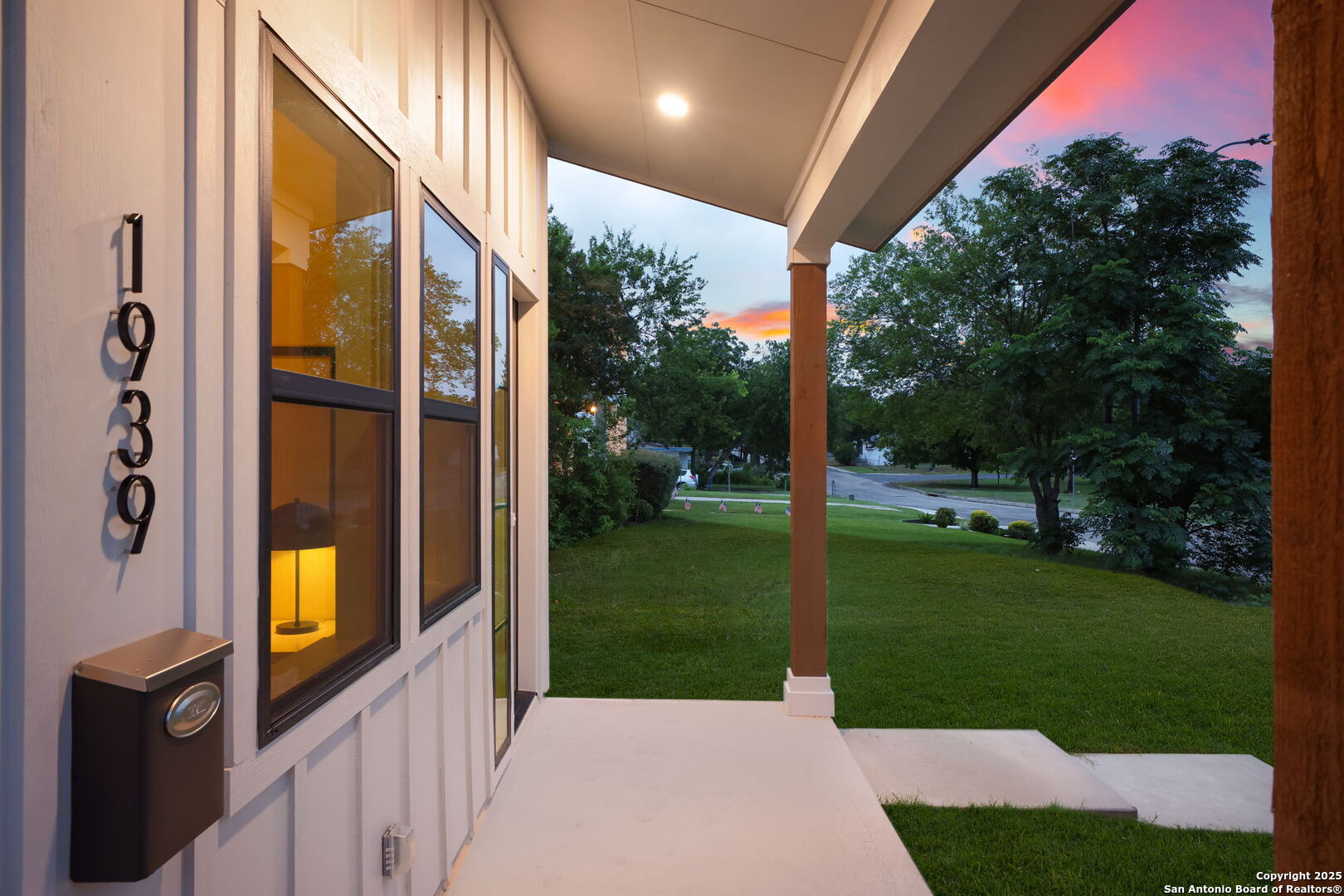 1939 W French Pl,SANANTONIO, TX 78201