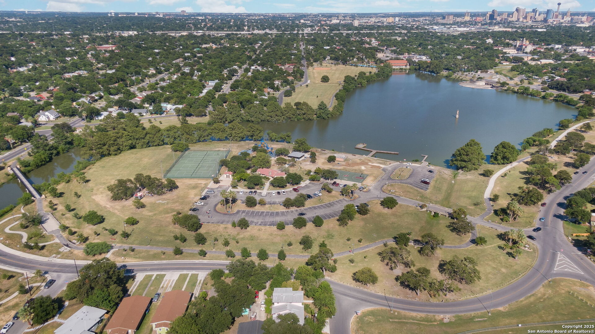 1939 W French Pl,SANANTONIO, TX 78201