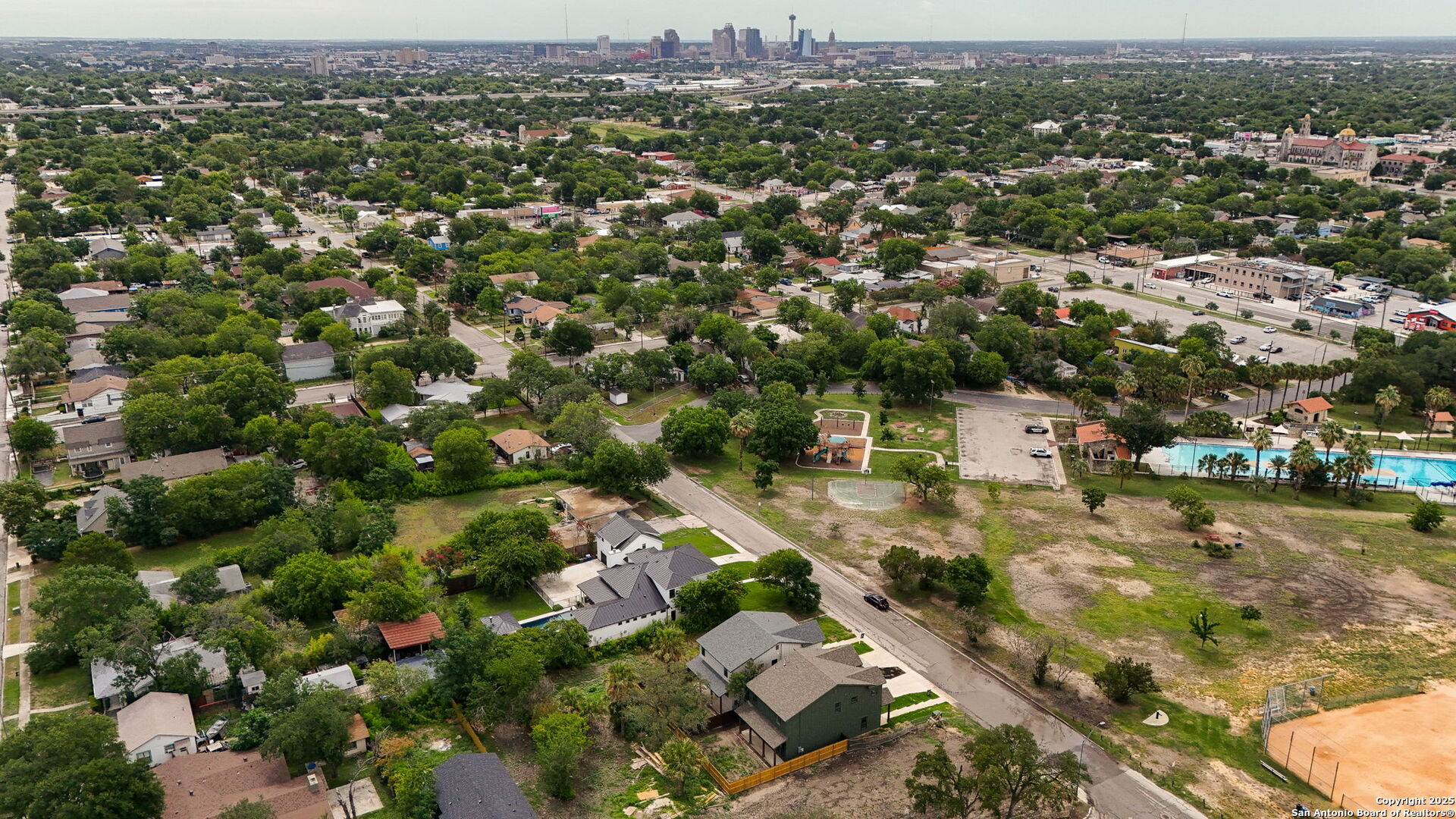 1939 W French Pl,SANANTONIO, TX 78201