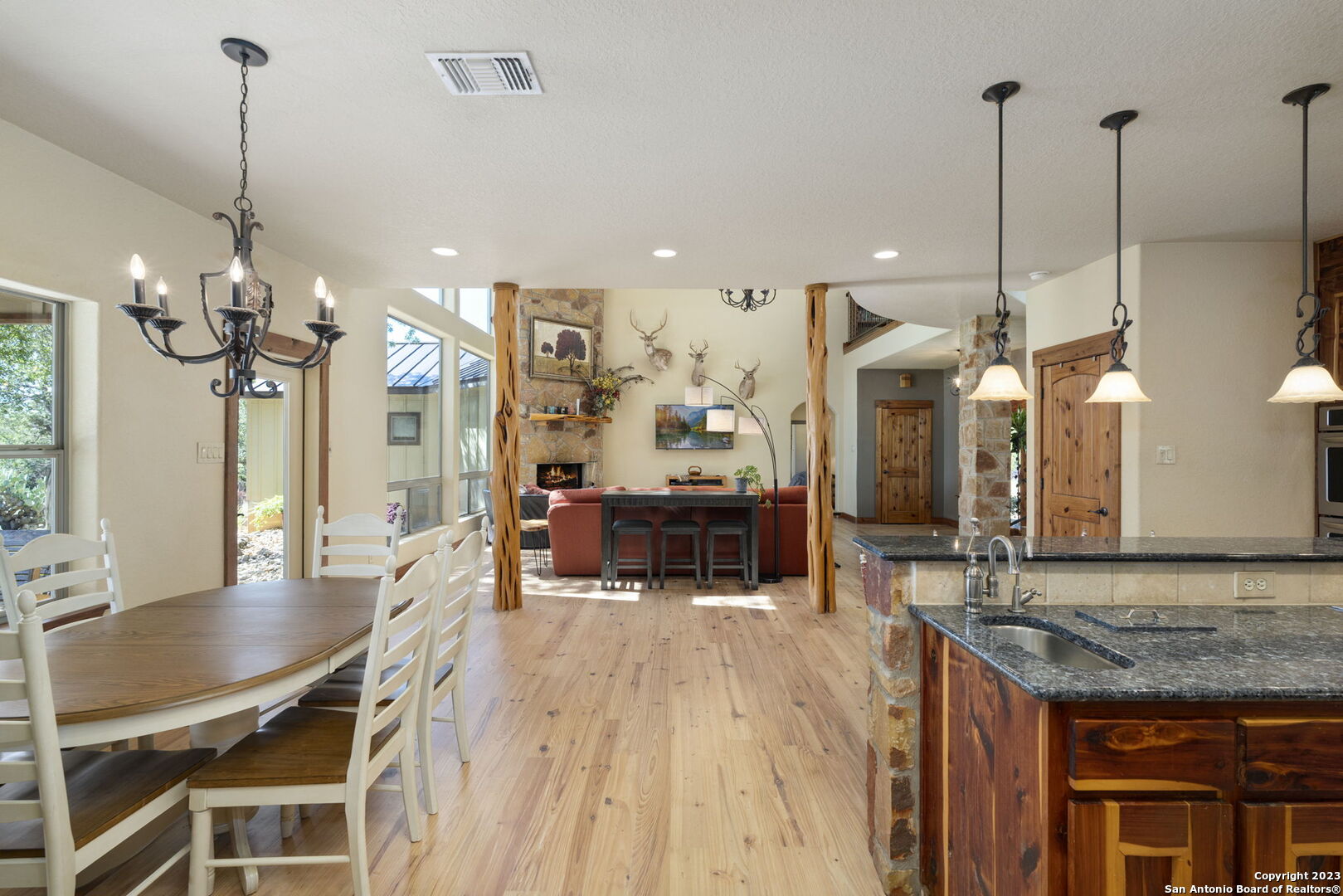 849 MADRONA RIDGE DR, Bandera, TX, 78003-4564 | 1877467 | Realty Texas LLC