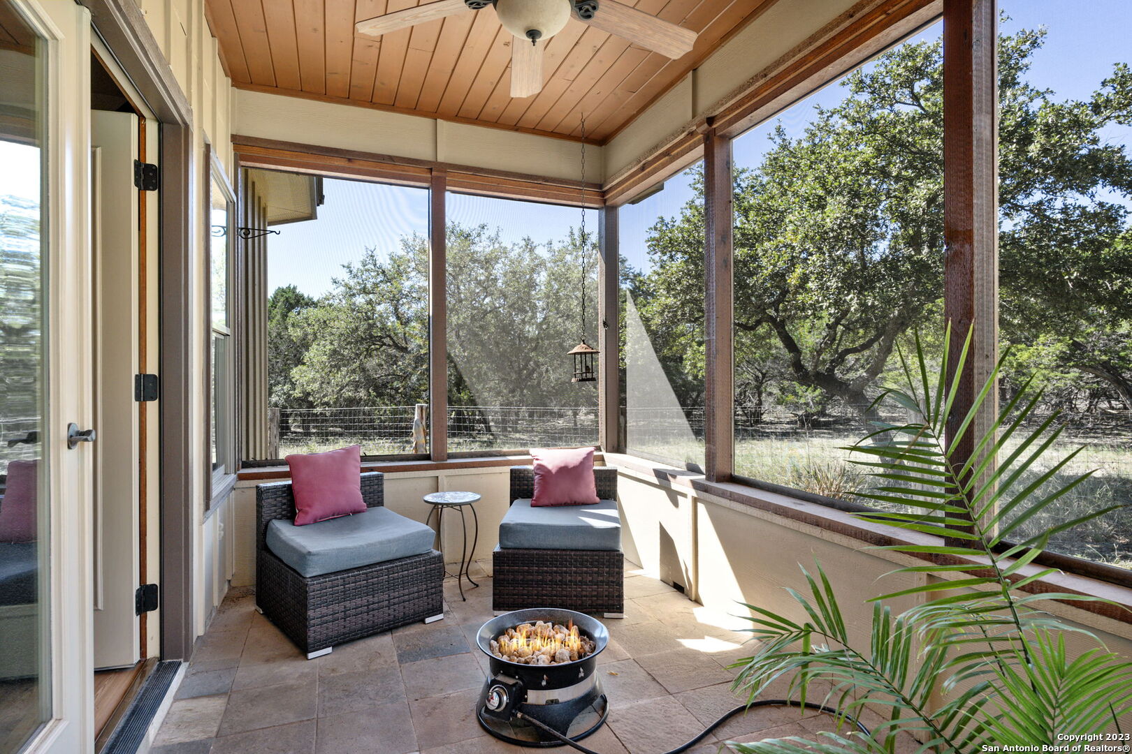 849 MADRONA RIDGE DR, Bandera, TX, 78003-4564 | 1877467 | Realty Texas LLC