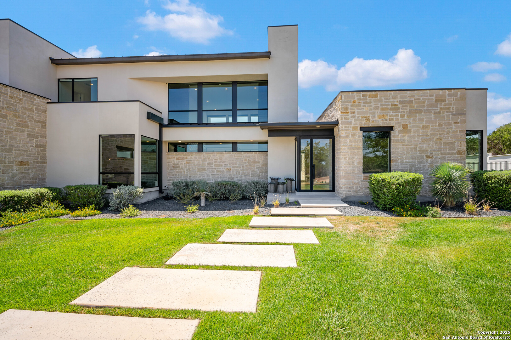211 Wellesley Hill, SHAVANOPAR, TX, 78231 | 1868970 | Realty Texas LLC