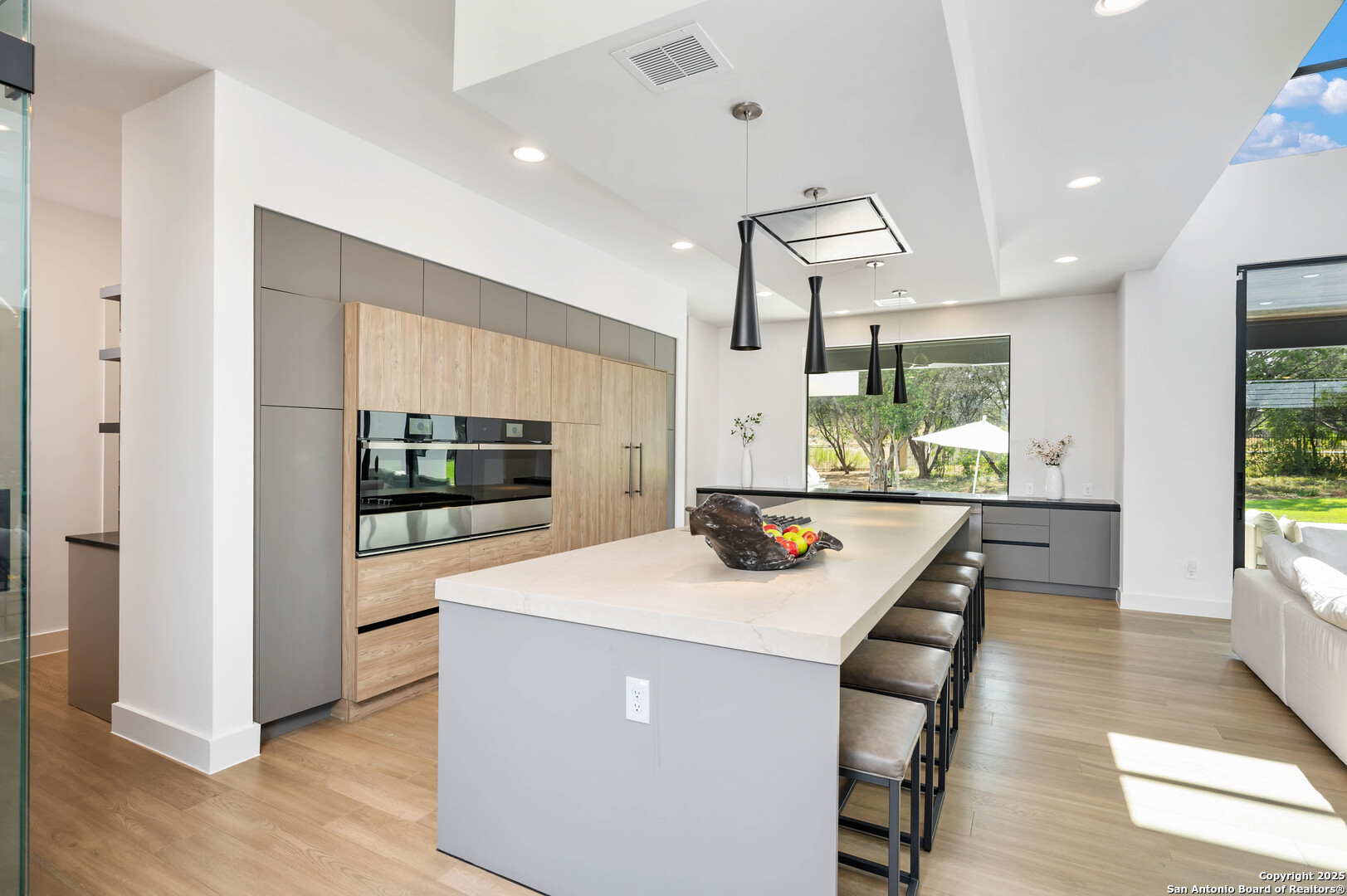 211 Wellesley Hill, SHAVANOPAR, TX, 78231 | 1868970 | Realty Texas LLC