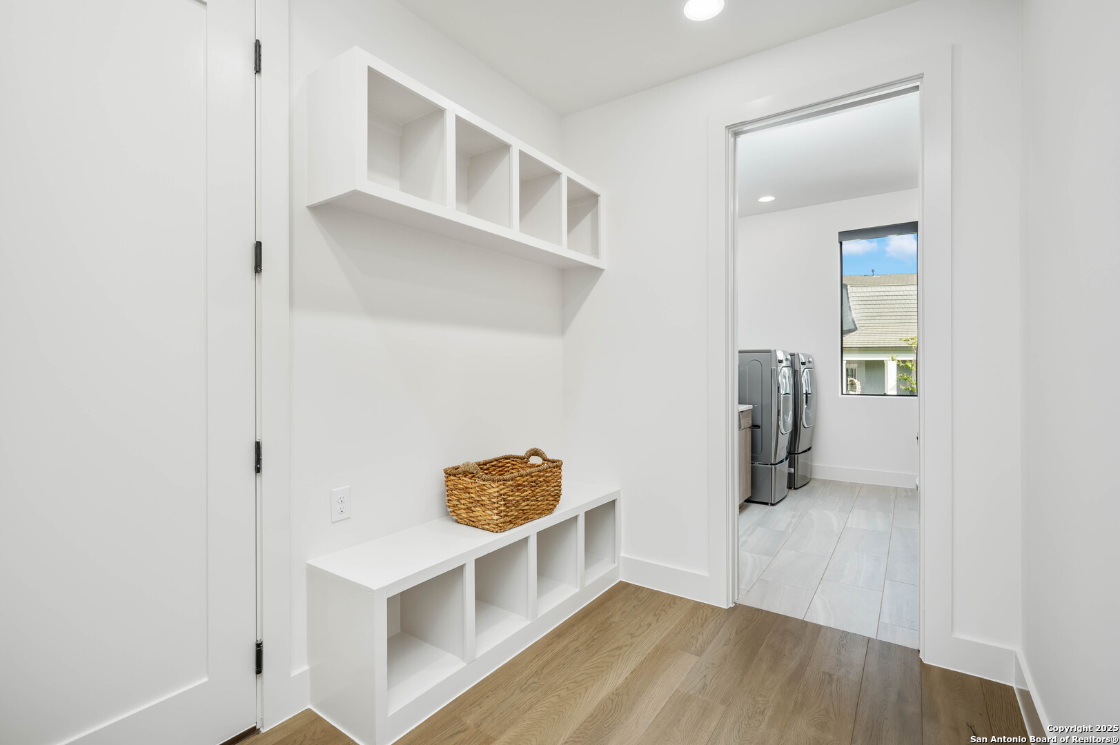 211 Wellesley Hill, SHAVANOPAR, TX, 78231 | 1868970 | Realty Texas LLC
