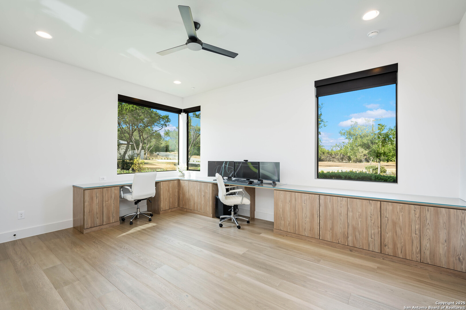 211 Wellesley Hill, SHAVANOPAR, TX, 78231 | 1868970 | Realty Texas LLC