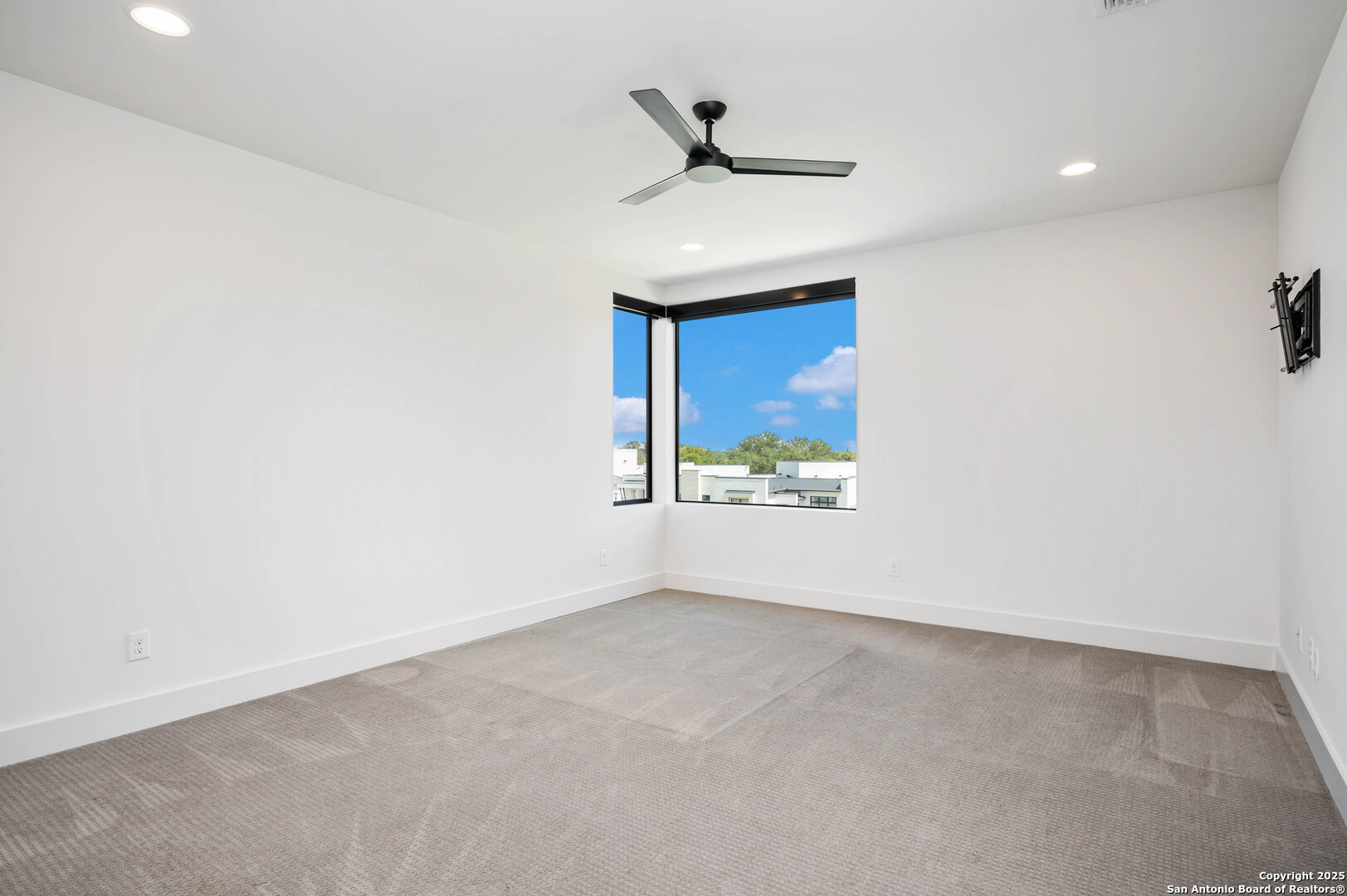 211 Wellesley Hill, SHAVANOPAR, TX, 78231 | 1868970 | Realty Texas LLC