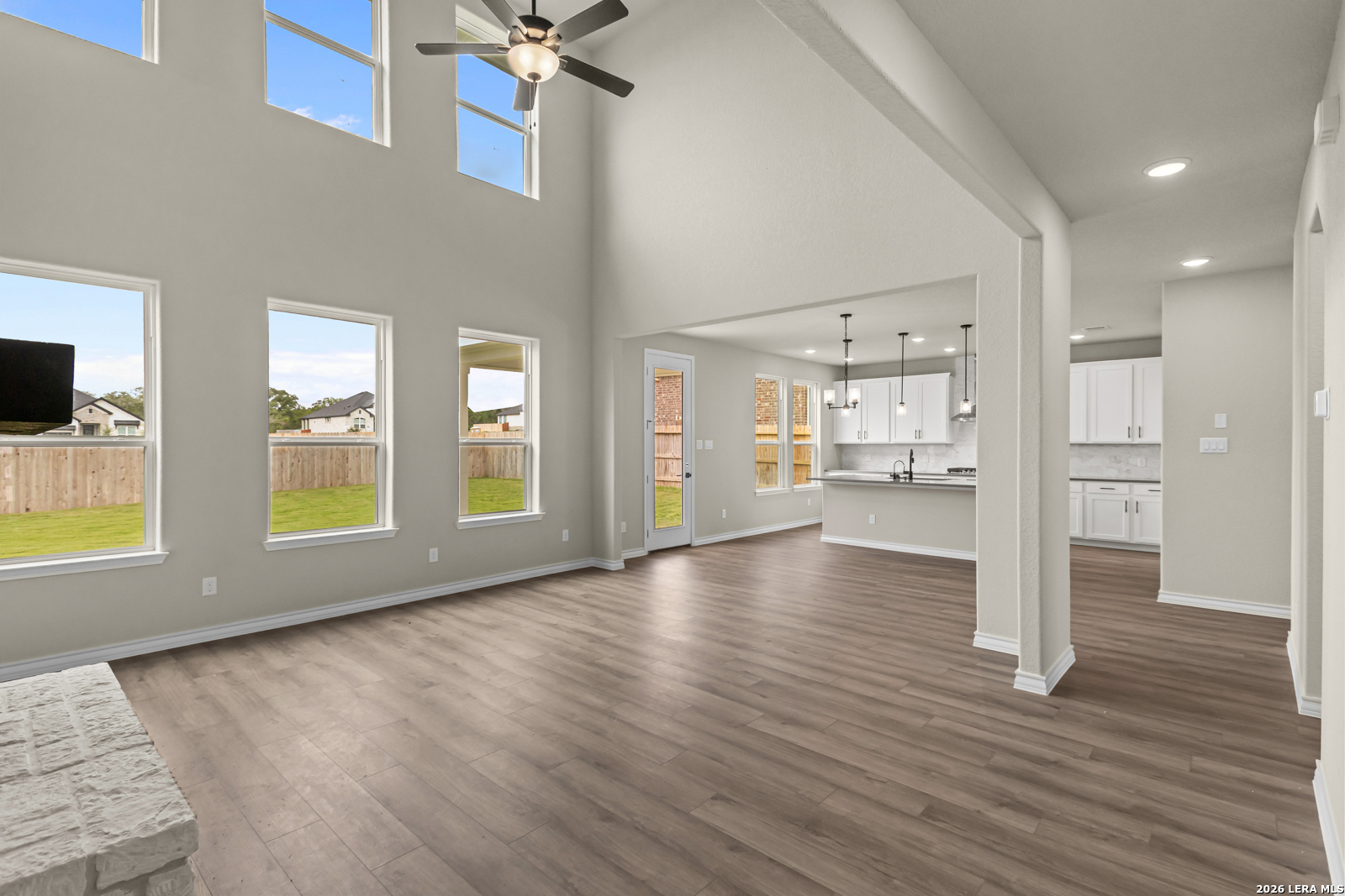 127 Highland Park, Castroville, TX, 78009 | 1877368 | Realty Texas LLC