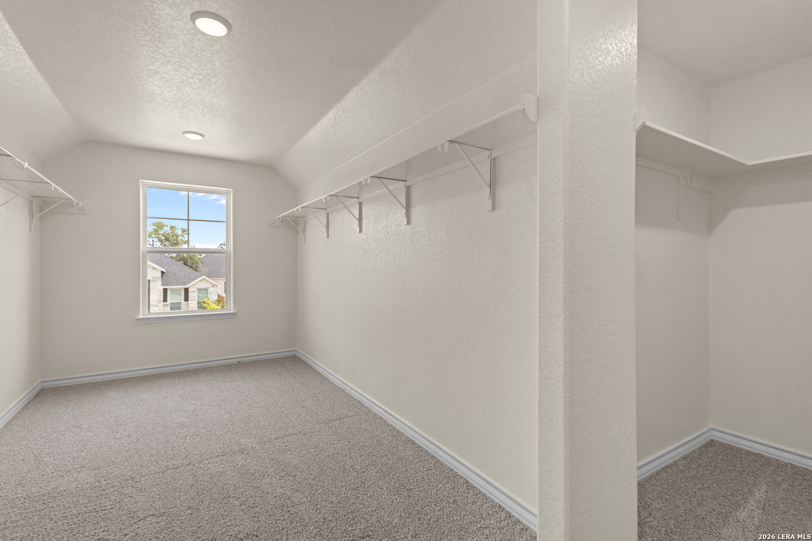 127 Highland Park, Castroville, TX, 78009 | 1877368 | Realty Texas LLC