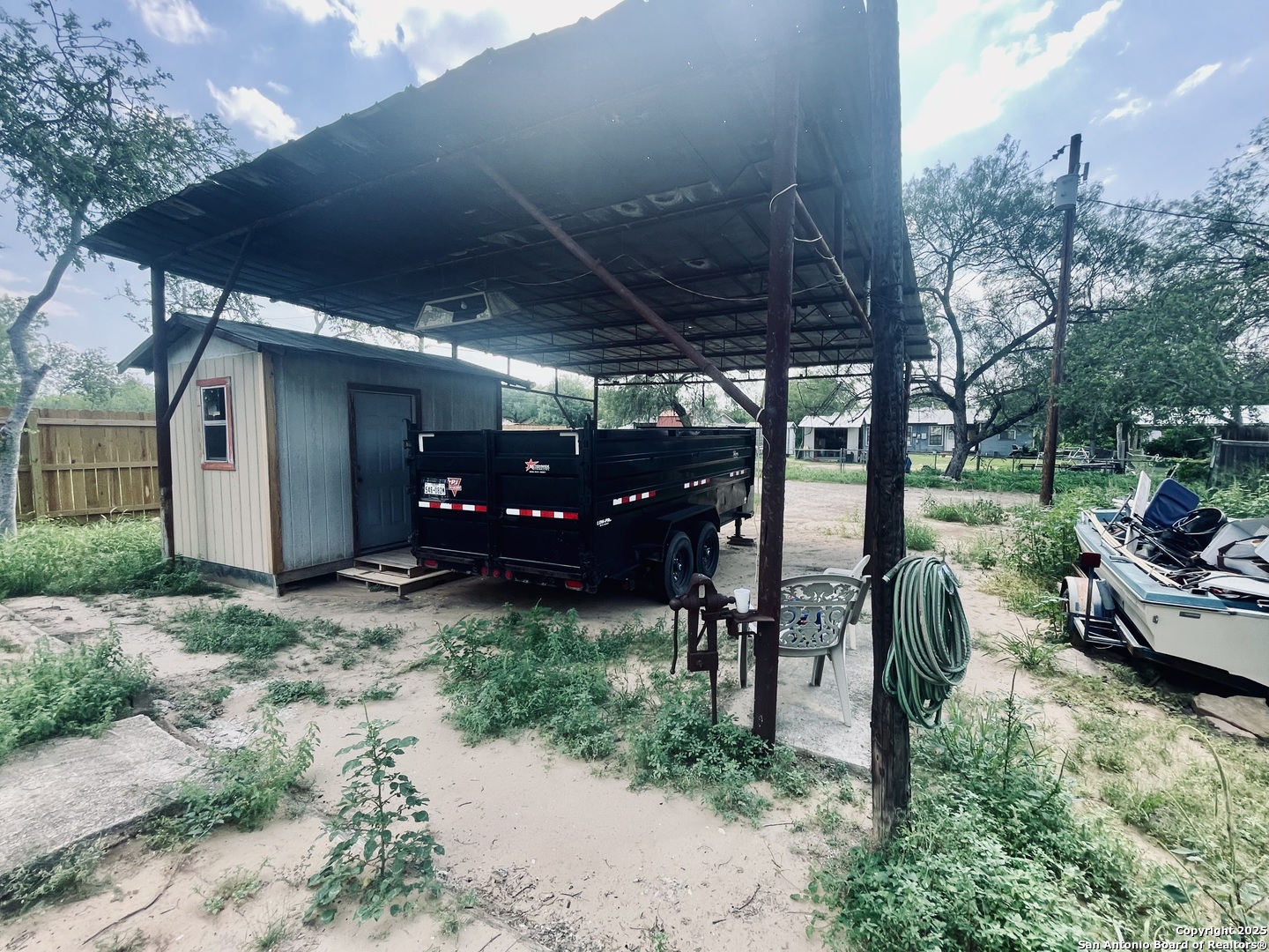 506 S 5th, Carrizo Springs, TX, 78834 | 1877287 | Realty Texas LLC