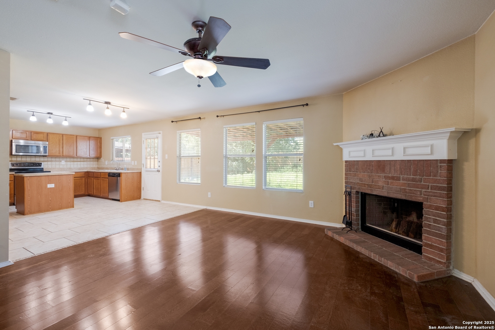 11922 Briarton Wls, SANANTONIO, TX, 78254 | 1876988 | Realty Texas LLC