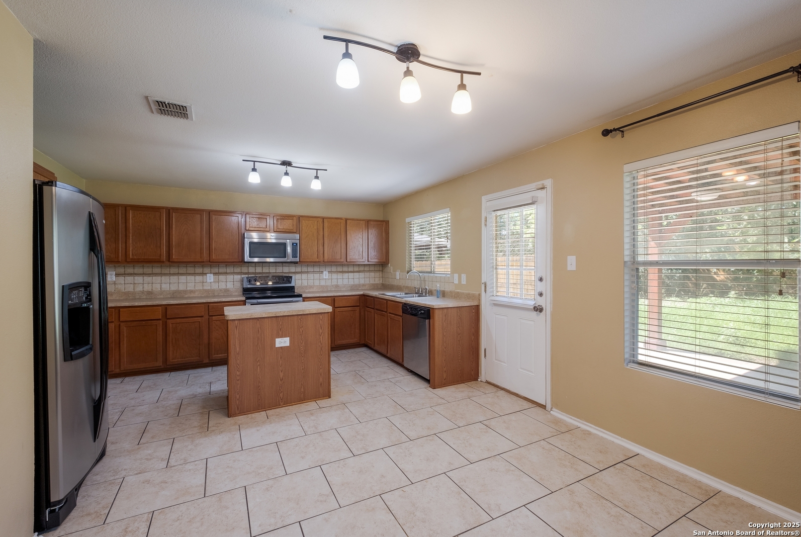 11922 Briarton Wls, SANANTONIO, TX, 78254 | 1876988 | Realty Texas LLC