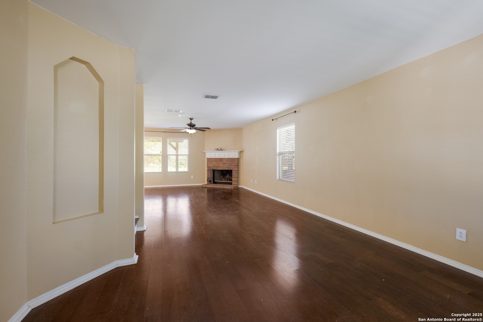 11922 Briarton Wls, SANANTONIO, TX, 78254 | 1876988 | Realty Texas LLC