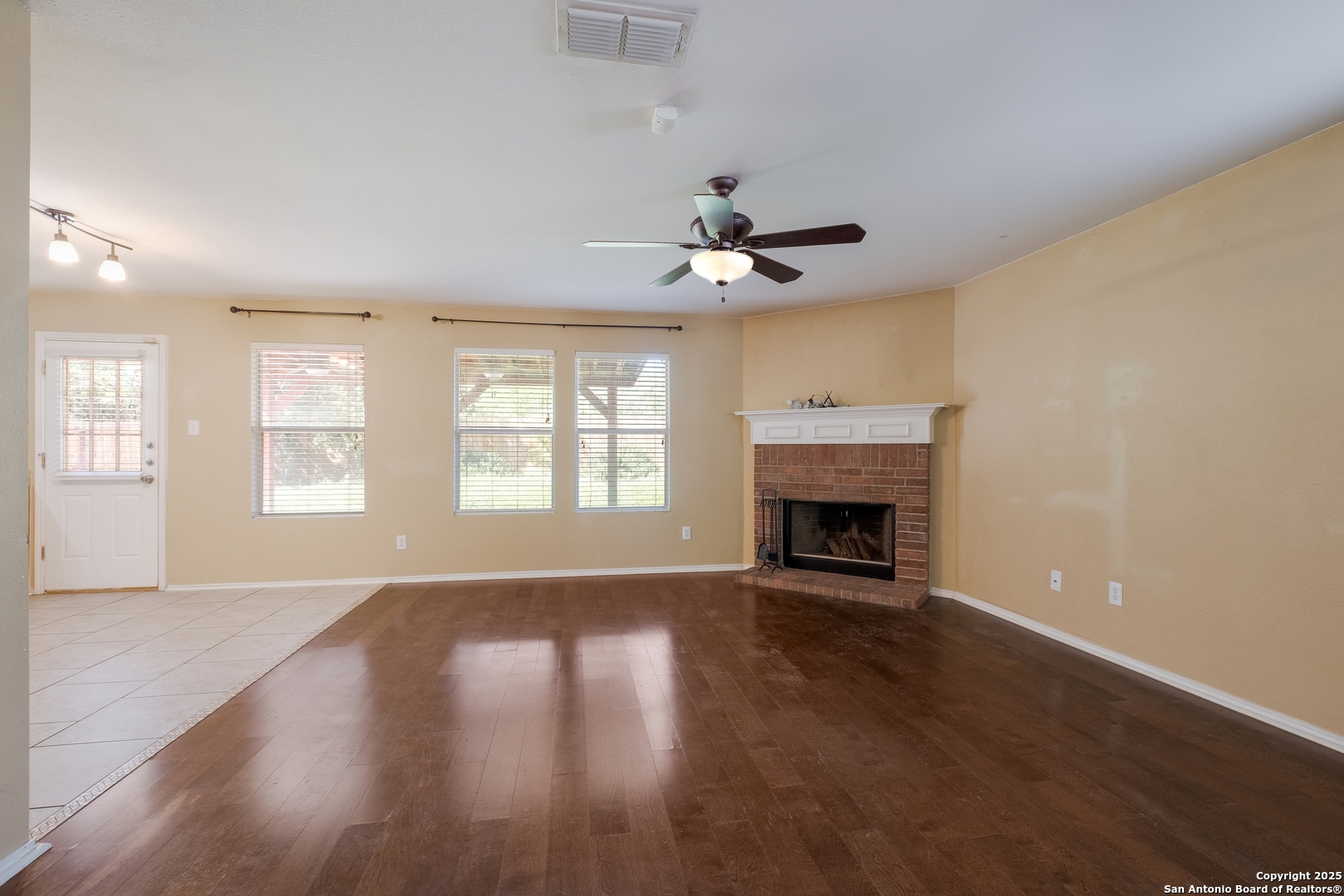 11922 Briarton Wls, SANANTONIO, TX, 78254 | 1876988 | Realty Texas LLC