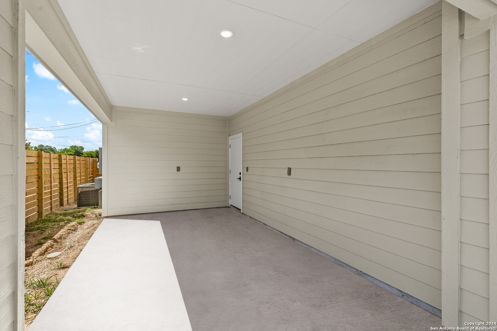 706 Martin Luther King Dr 101, San Antonio, TX, 78203 | 1878542 | Realty Texas LLC