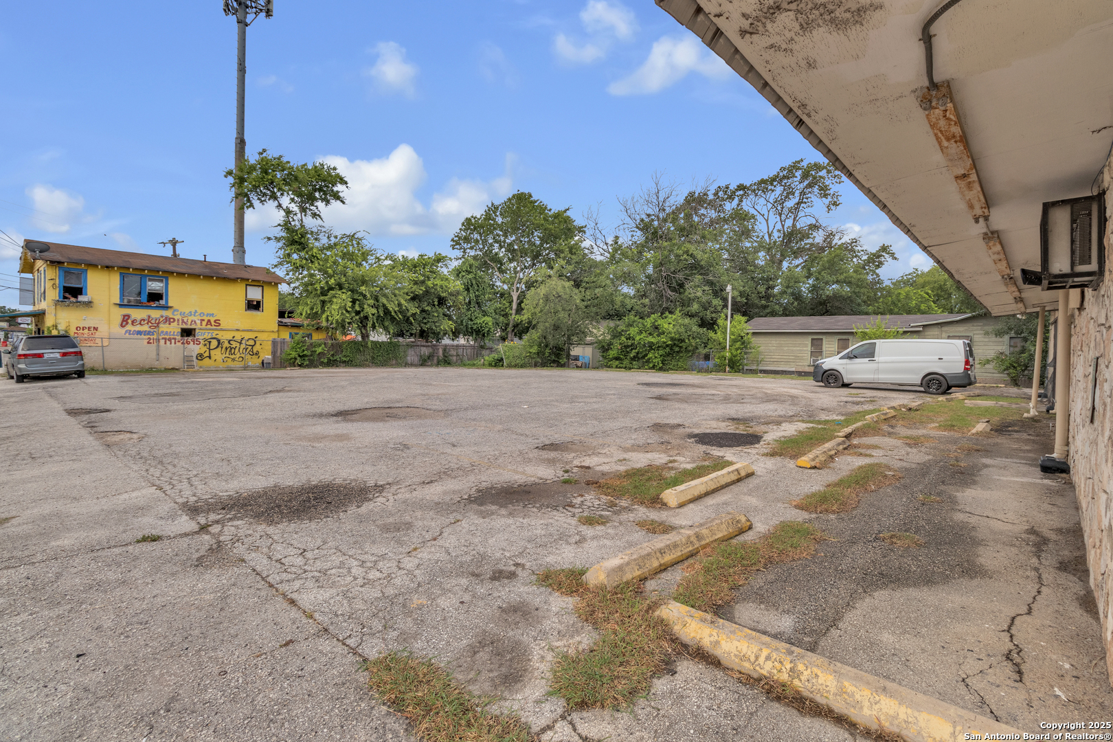 601 CUPPLES RD, San Antonio, TX, 78237 | 1878524 | Realty Texas LLC